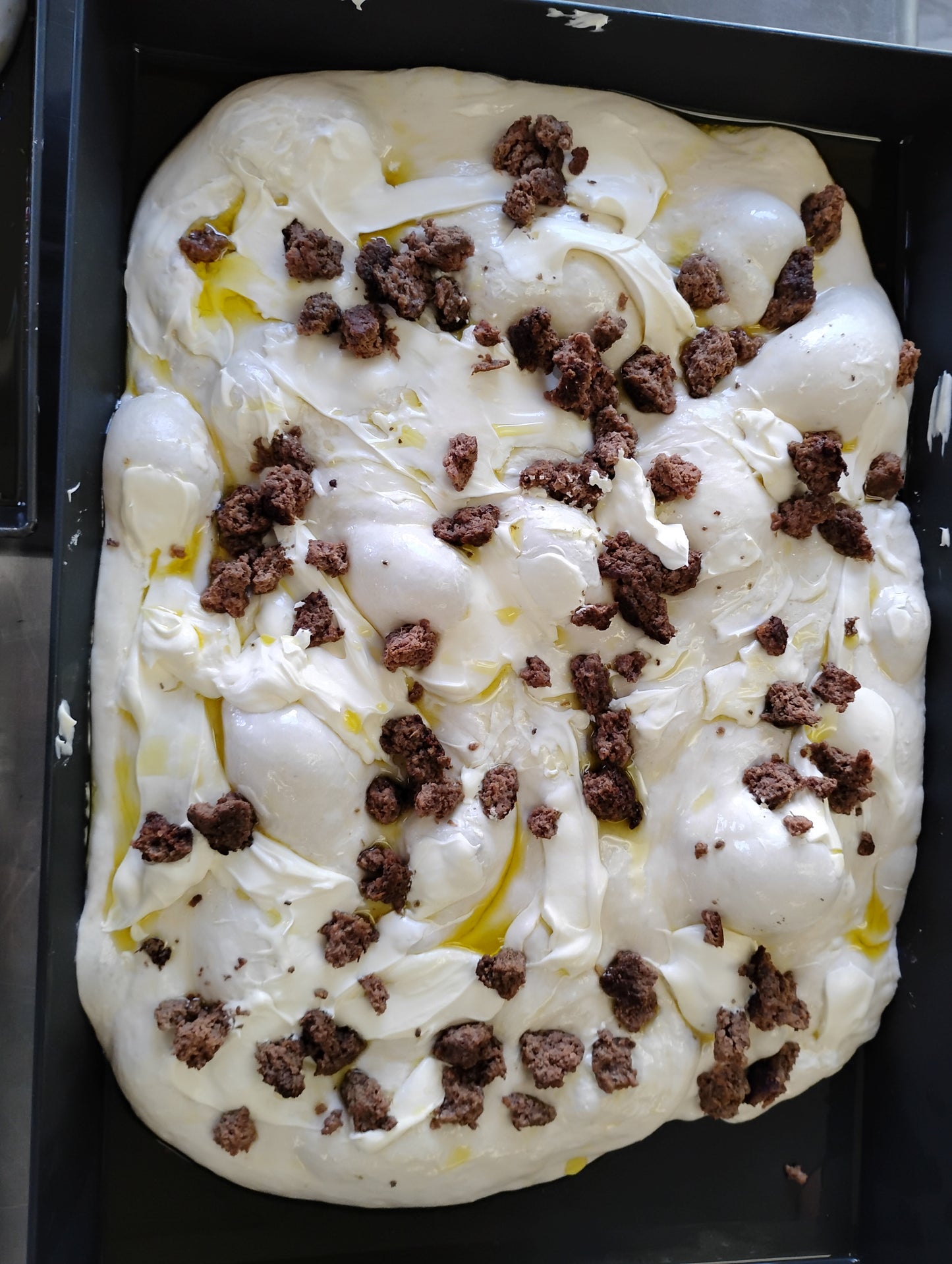 Focaccia – fennel beef crumble