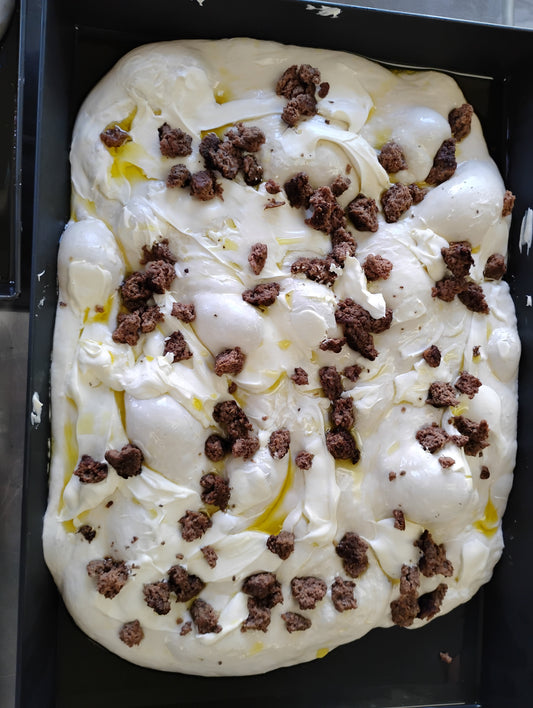Focaccia – fennel beef crumble